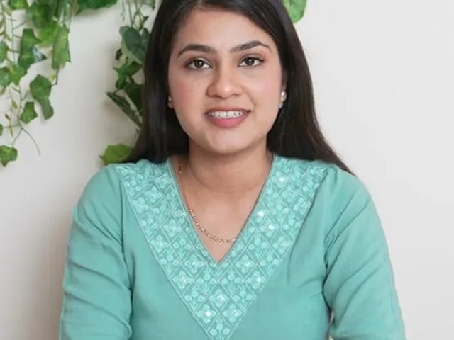 Sakshi Kumari, speaking to camera in the video about the Lakshmi Kubera Homa